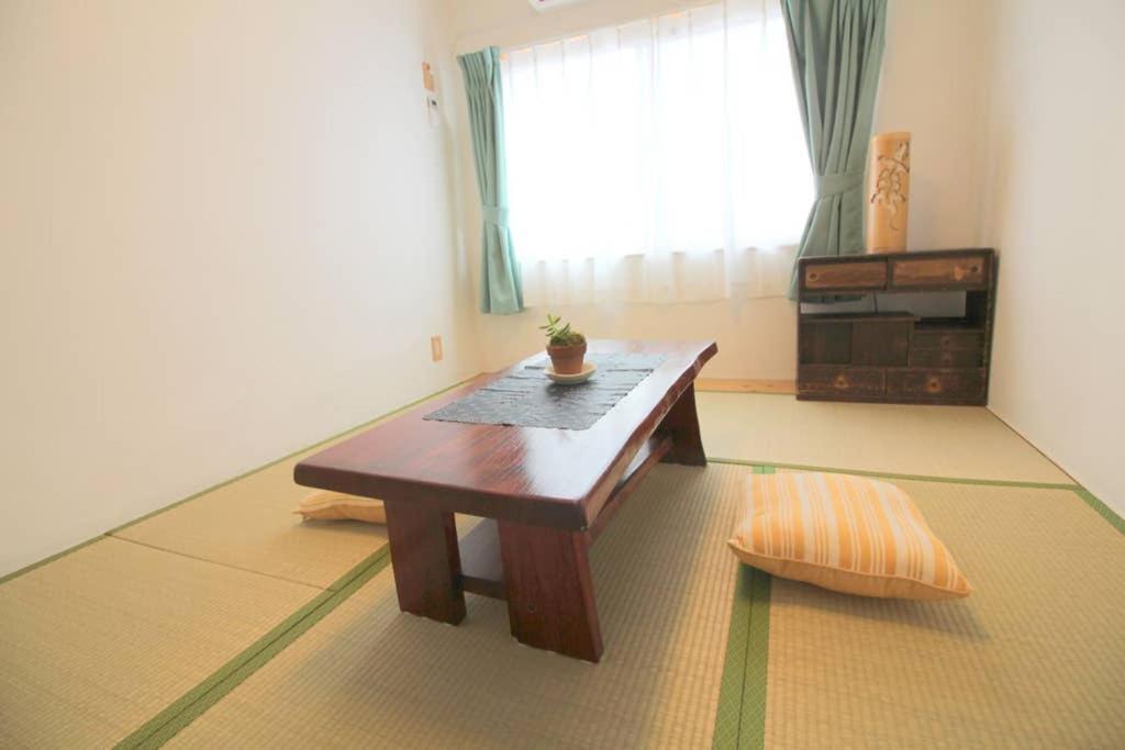 Beach Side Hotel Yamoriyanonikai Наґо Екстер'єр фото